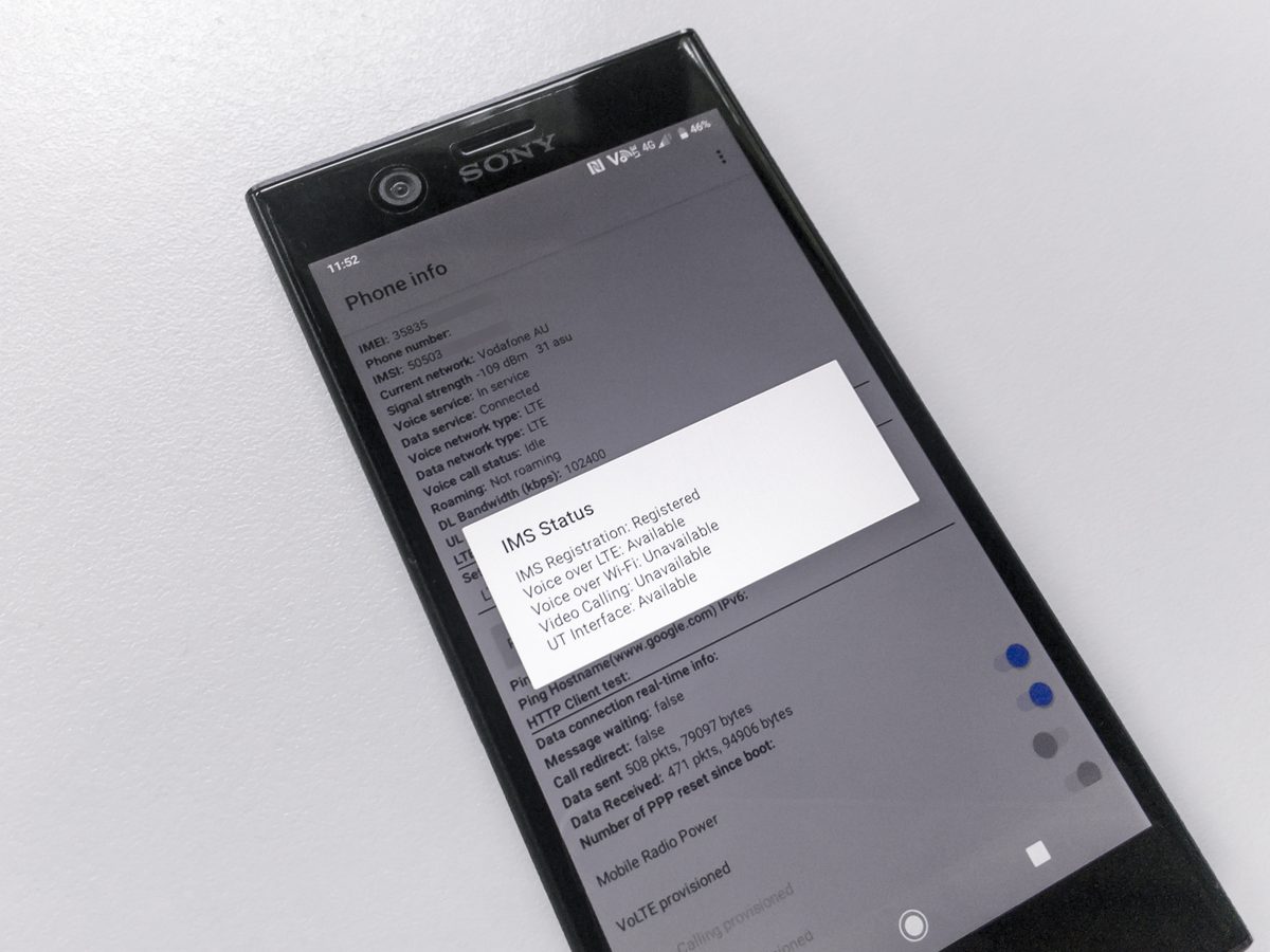 Android-Diagnosemenü Phone info auf einem Sony Xperia, eingeblendetes Fenster IMS Status mit IMS Registration Registered und Voice over LTE Available